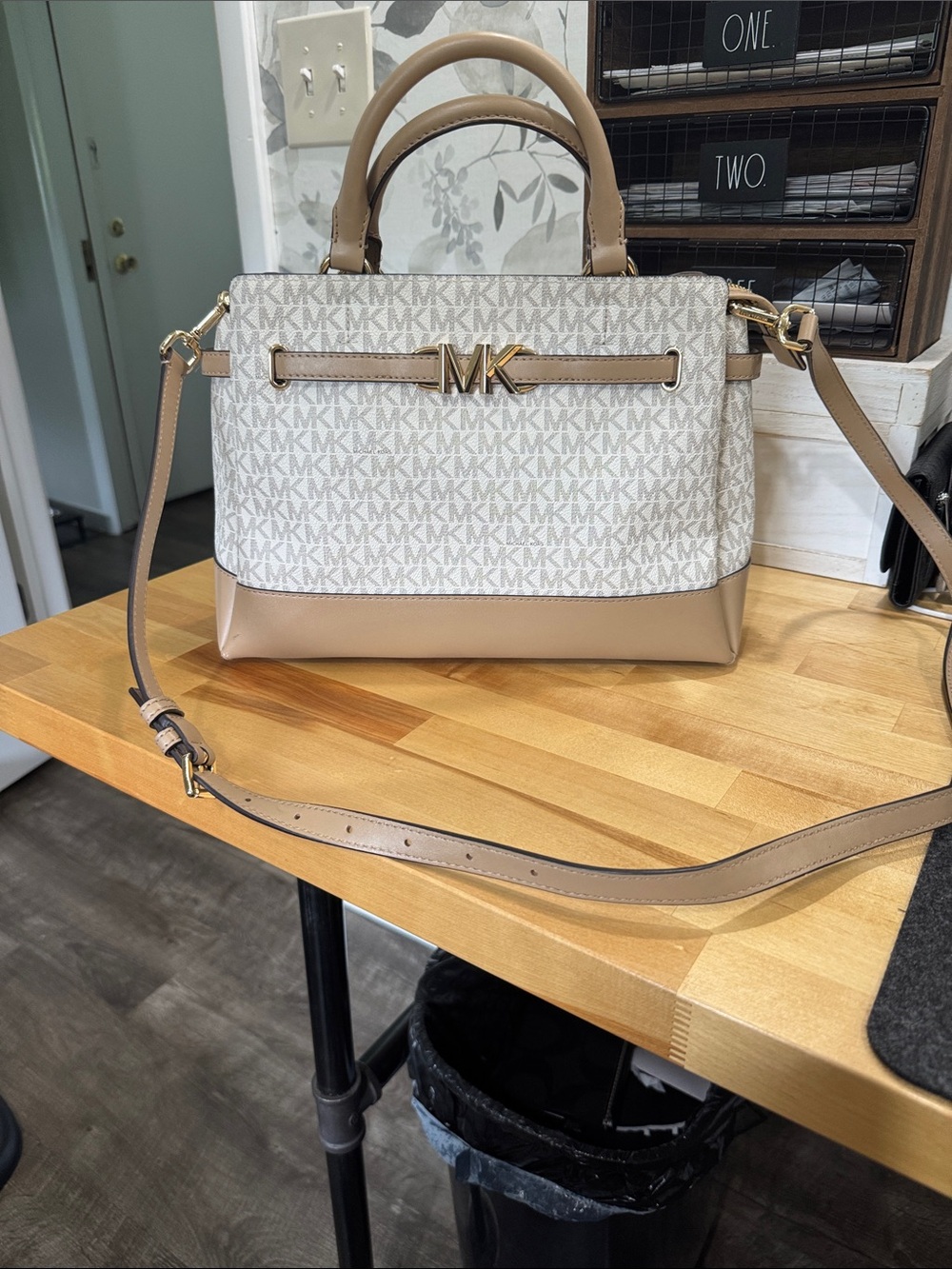 Michael Kors Beige/White Signature MK Crossbody Satchel
